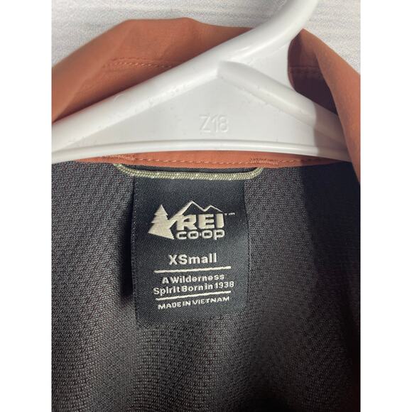 REI Coop Sahara Button Down Long Sleeve Shirt Brown XS Outdoors Hiking Nylon - Picture 3 of 9